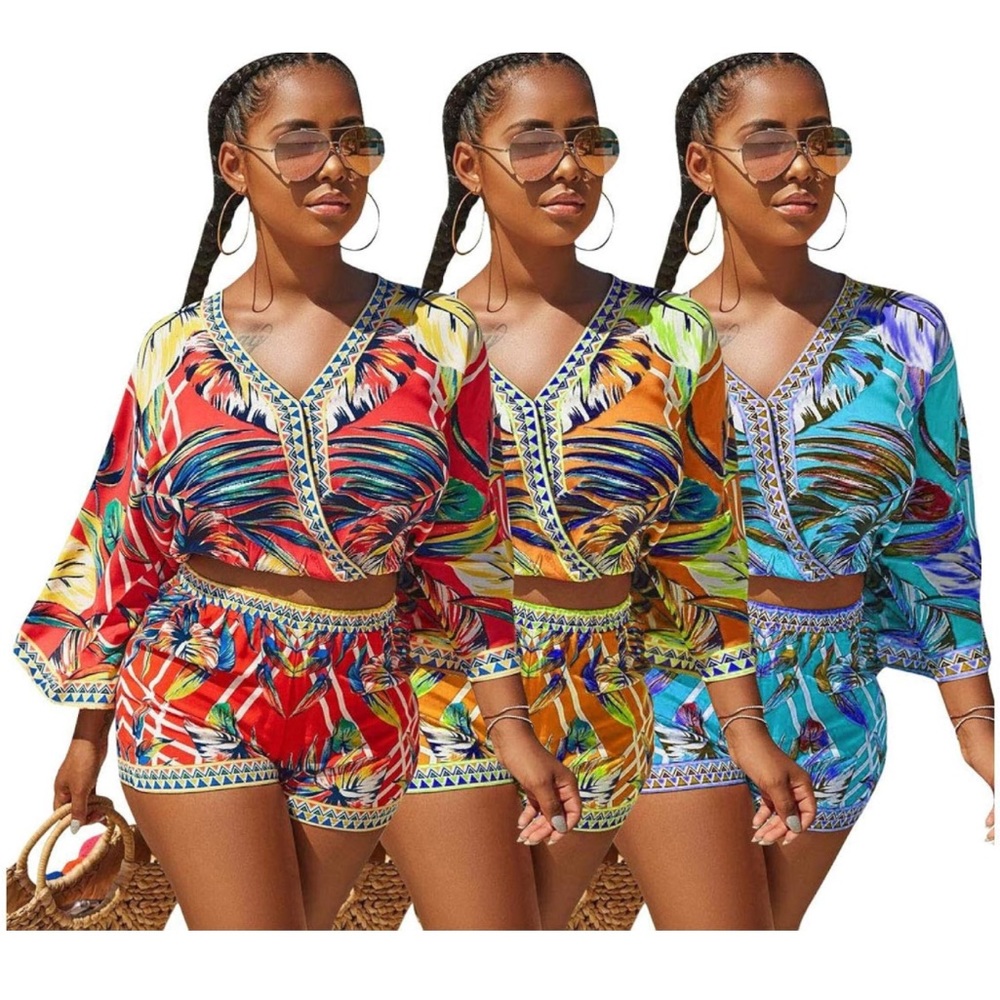 Medium - two piece women’s vacation outfit multicolor